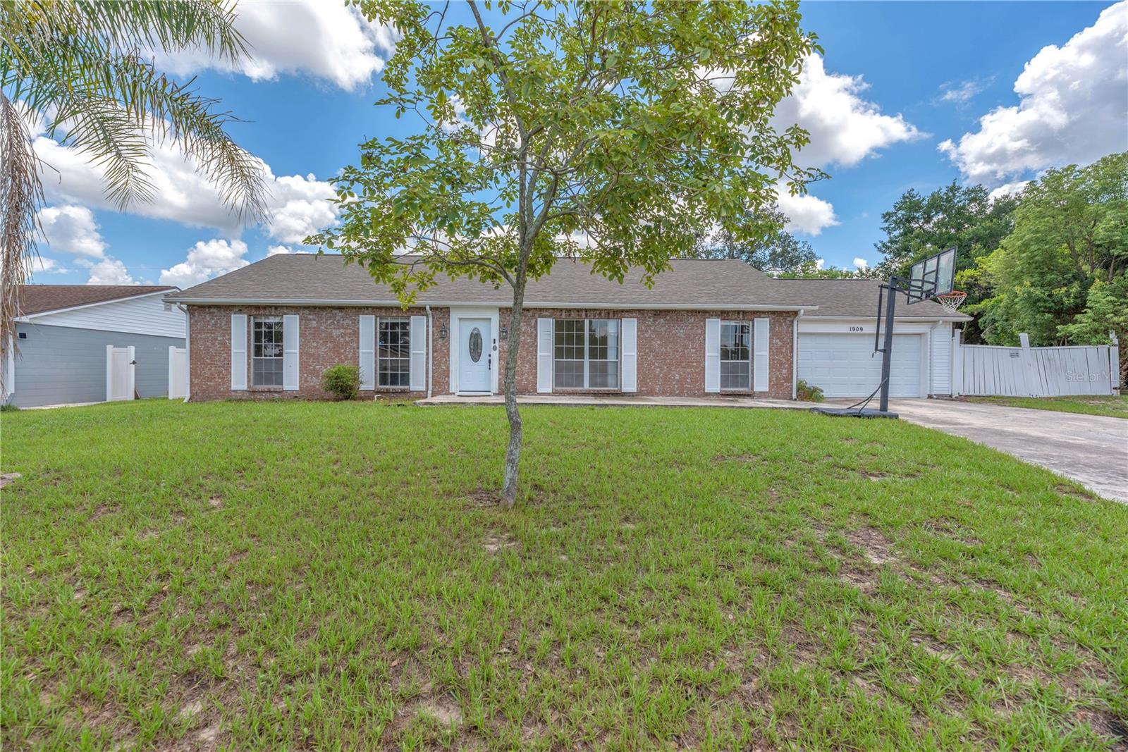 1909 Lido Dr, Brandon, FL 33511 photo