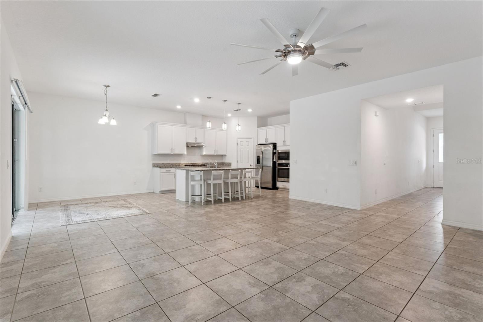 2265 Emerald Spring Dr, Apopka, FL 32712 photo