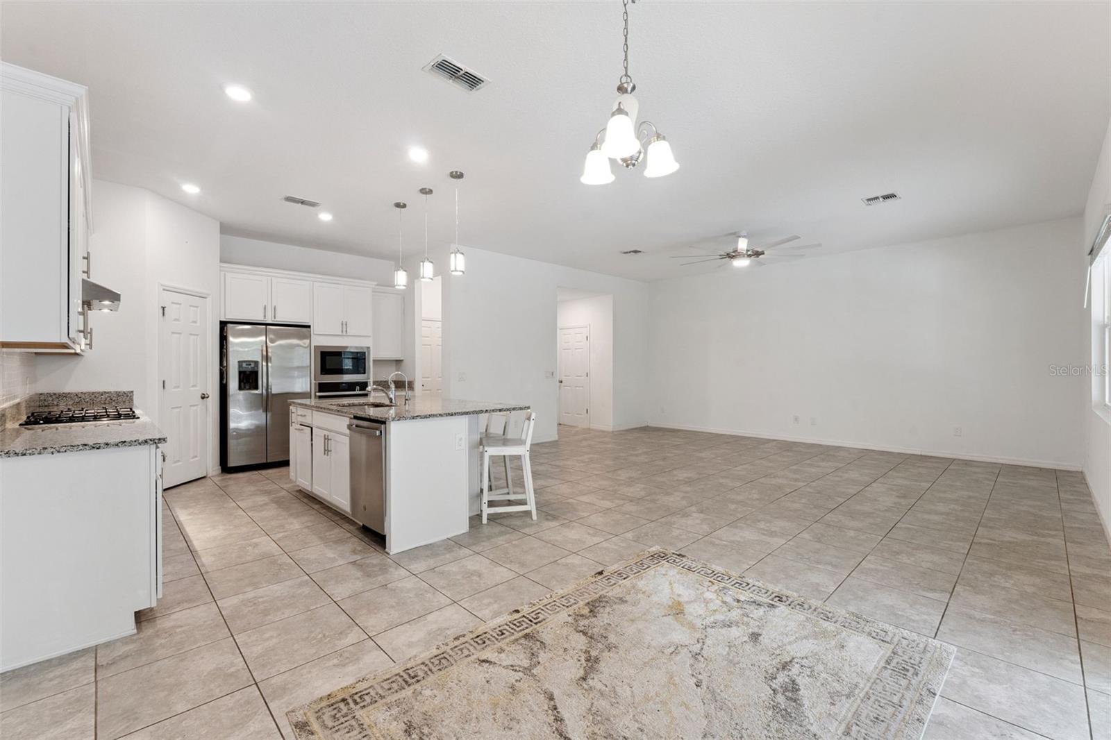 2265 Emerald Spring Dr, Apopka, FL 32712 photo