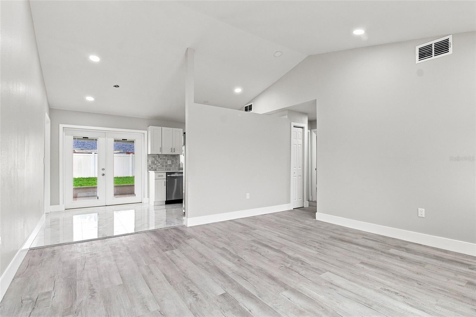 7342 Ivory Terrace, New Port Richey, FL 34655 photo