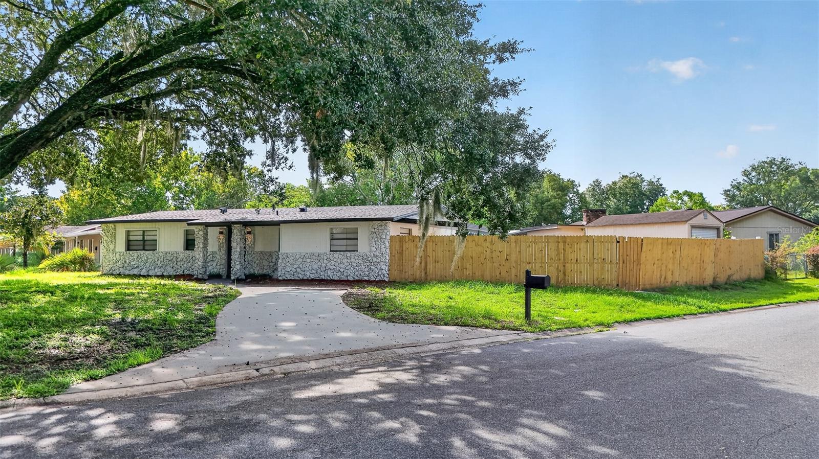 10810 Genevieve St, Orlando, FL 32825