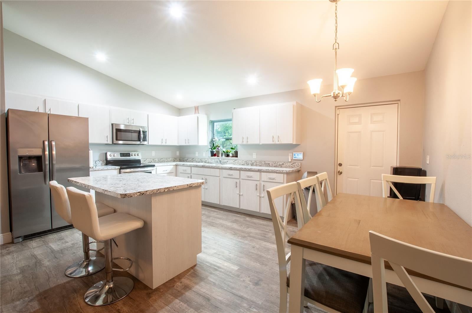 2422 SW Alice Ave, Arcadia, FL 34266 photo