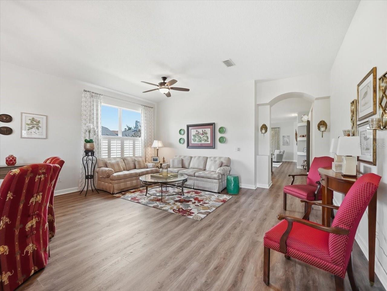19409 Golden Slipper Pl, Lutz, FL 33558 photo