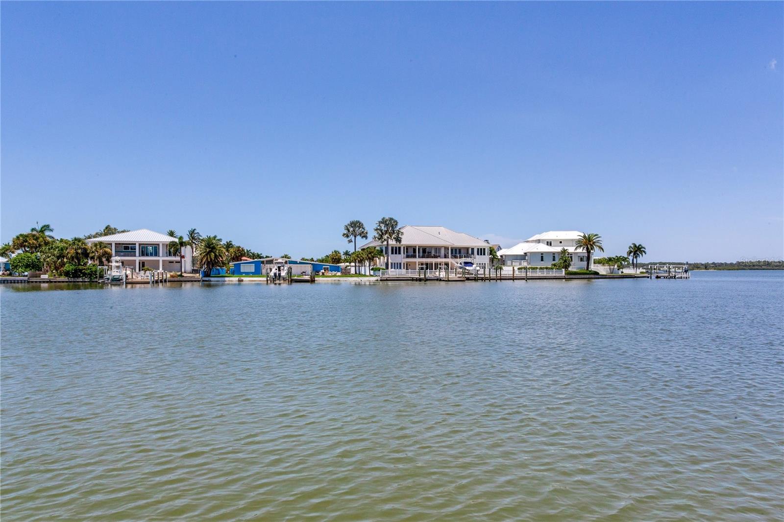 16458 Redington Dr, Redington Beach, FL 33708 photo