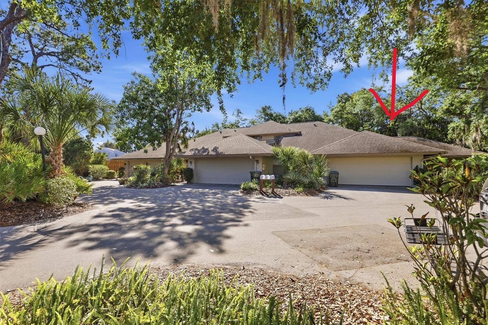 3351 Thornwood Rd, Sarasota, FL 34231