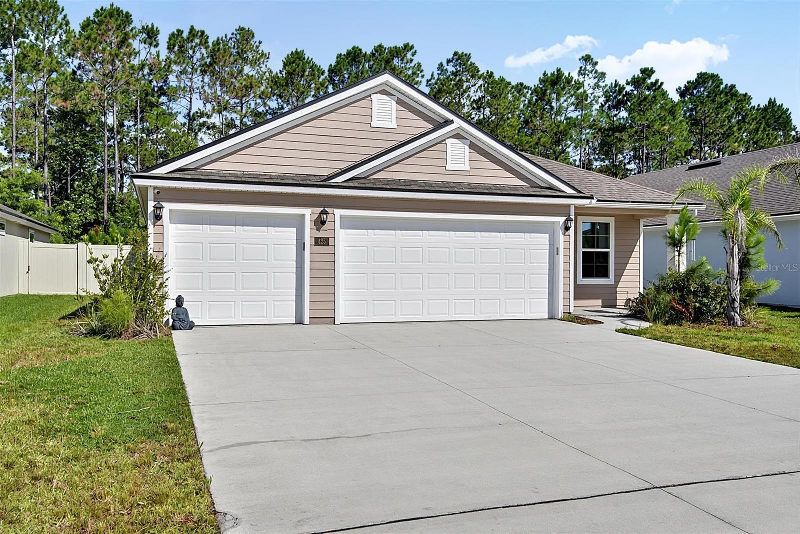 425 Narvarez Ave, Saint Augustine, FL 32084 photo