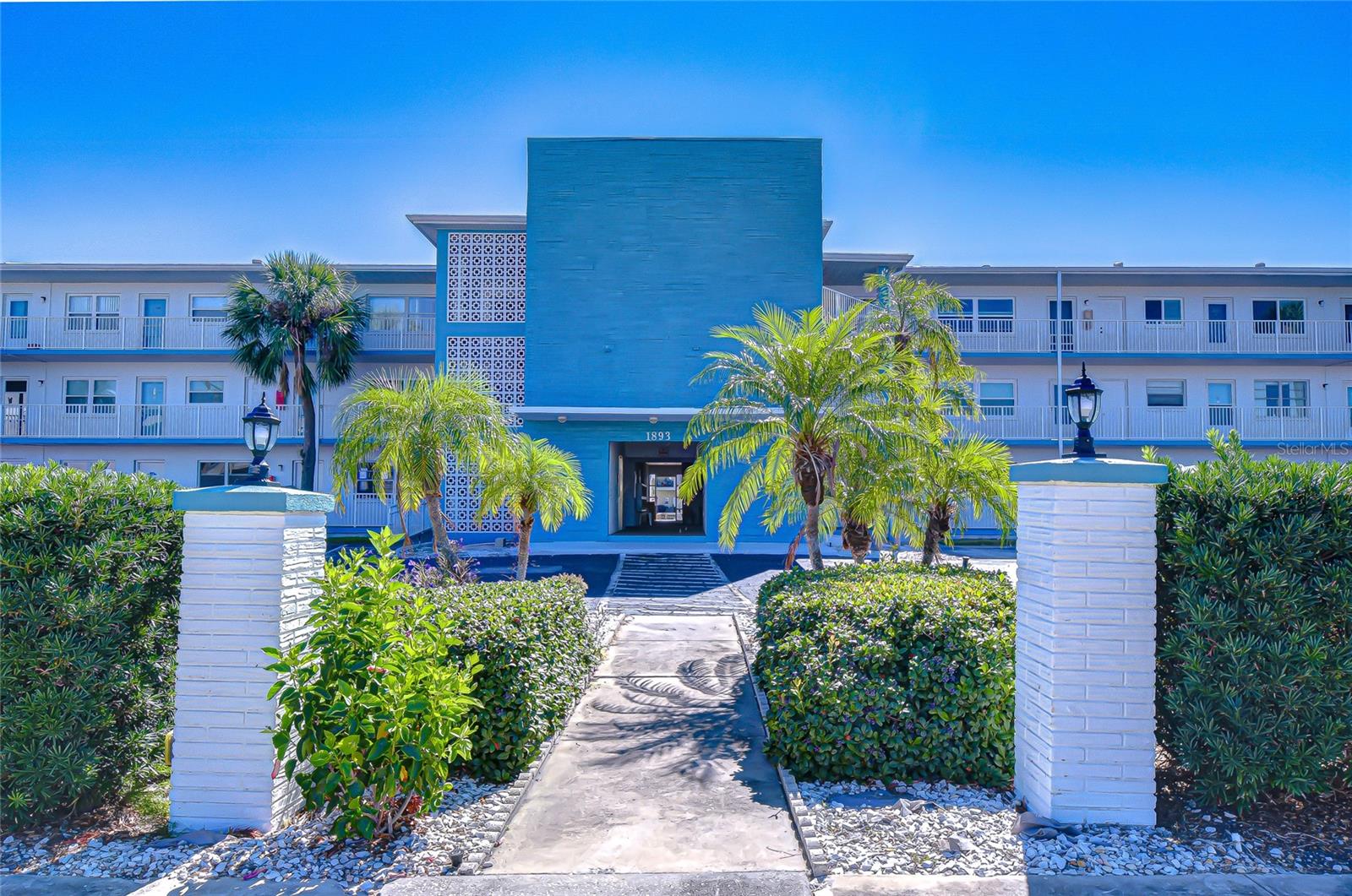 1893 Shore Dr #206, South Pasadena, FL 33707 photo