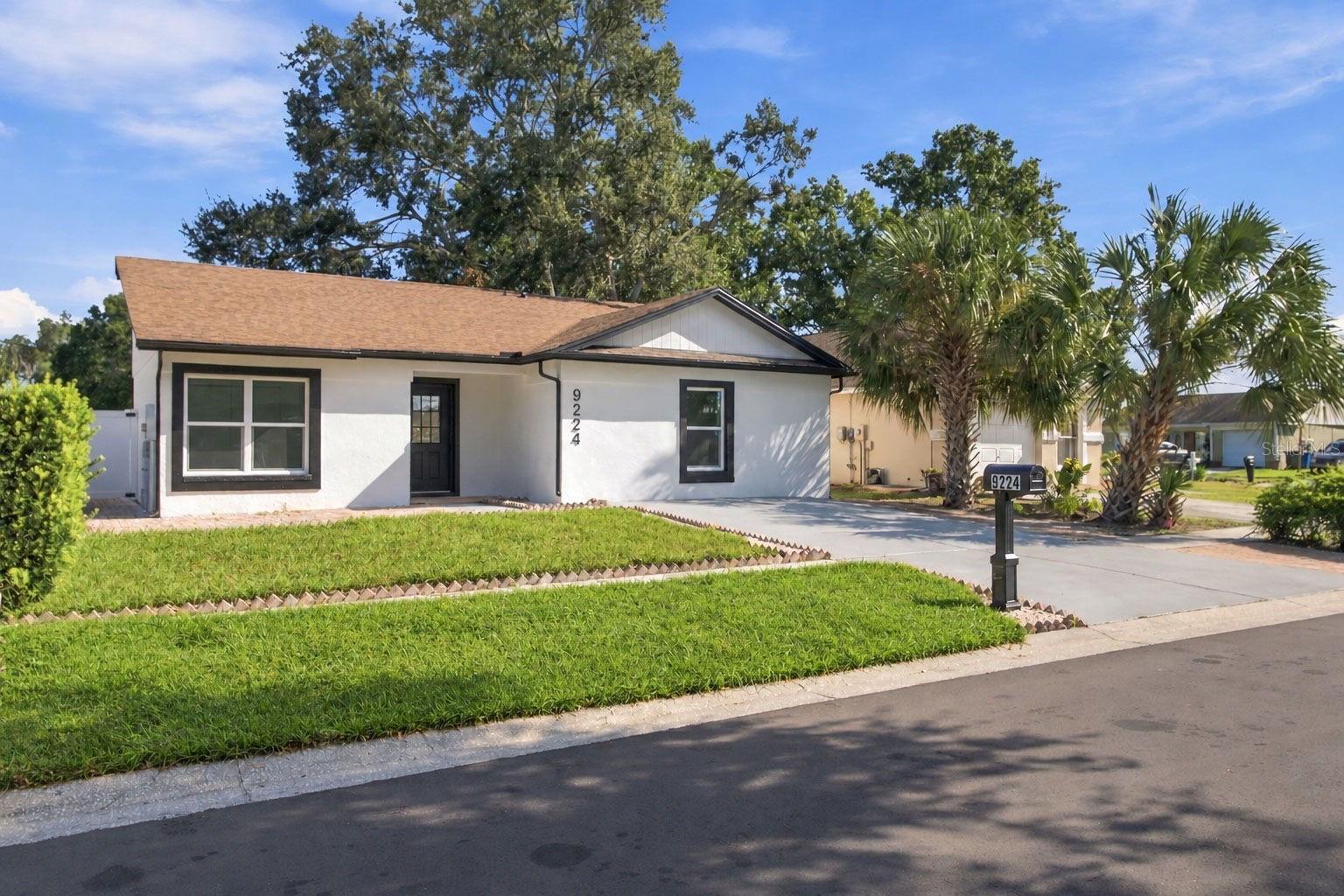 9224 Camino Villa Blvd, Tampa, FL 33635 photo