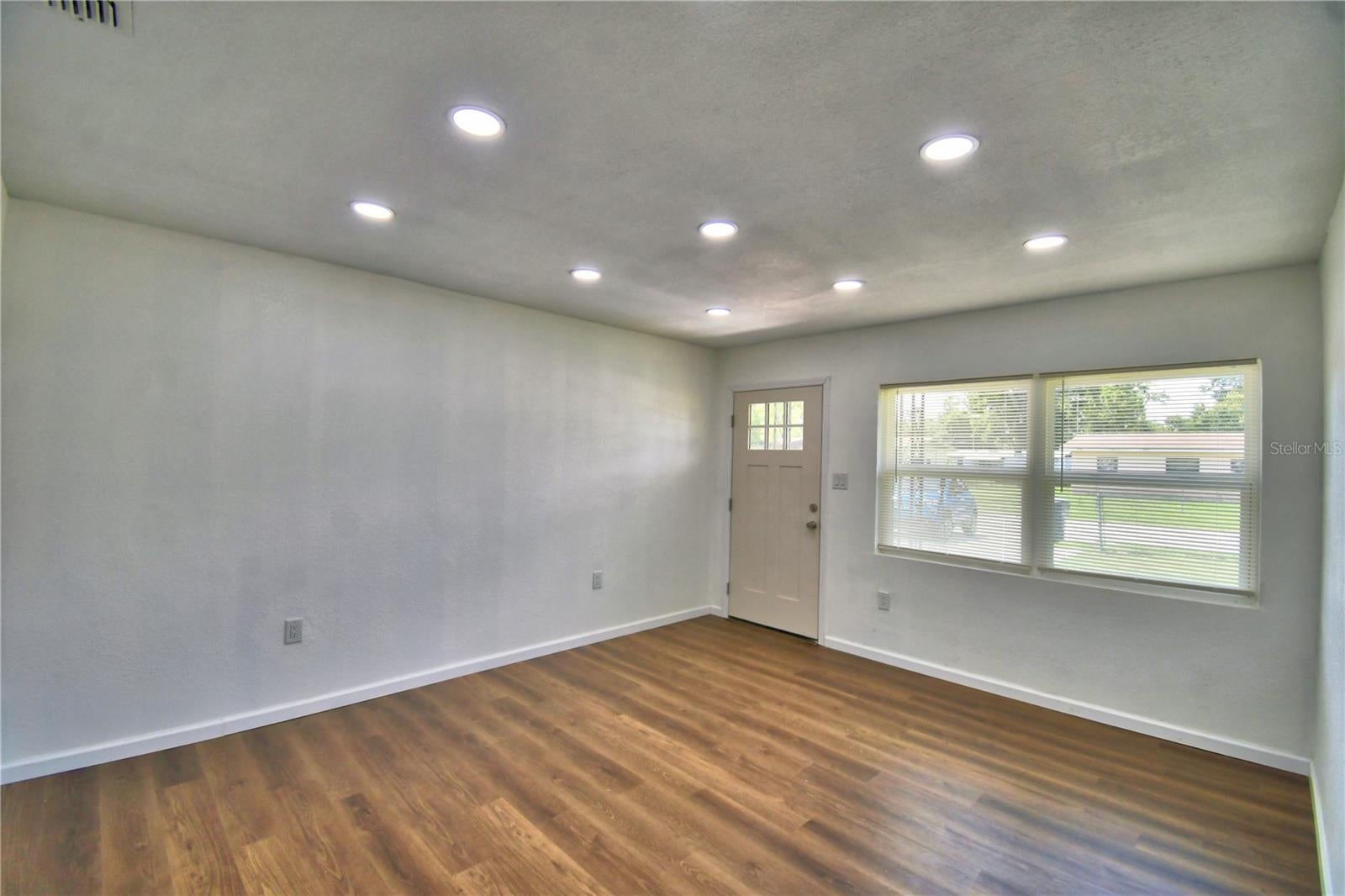 109 2 Jpv St, Winter Haven, FL 33880 photo
