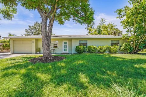 Single Family Residence in SARASOTA FL 2553 BRITANNIA ROAD.jpg