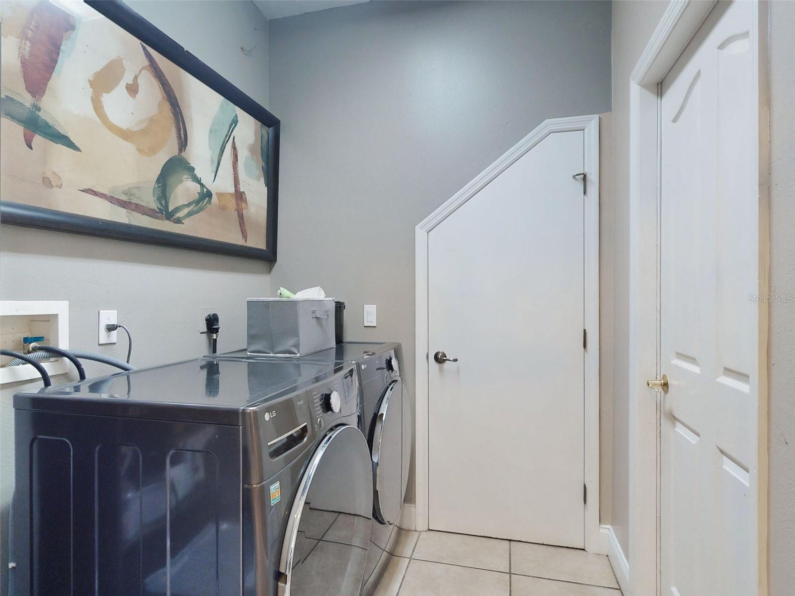 3040 Butler Ridge Rd, Deltona, FL 32738 photo