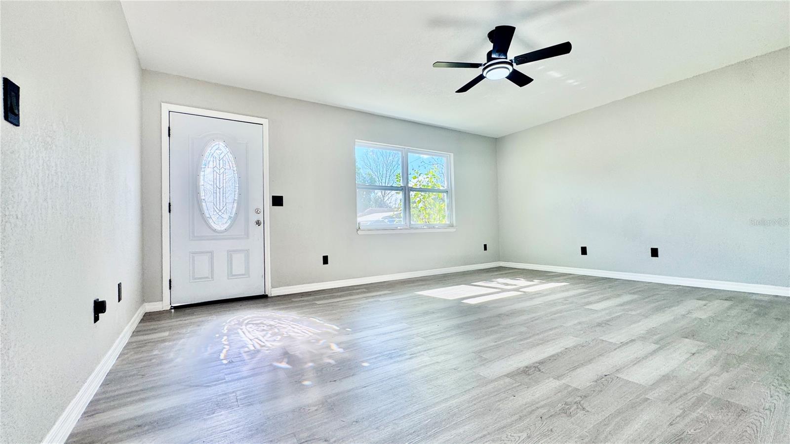 27319 Dale Ave, Brooksville, FL 34602 photo