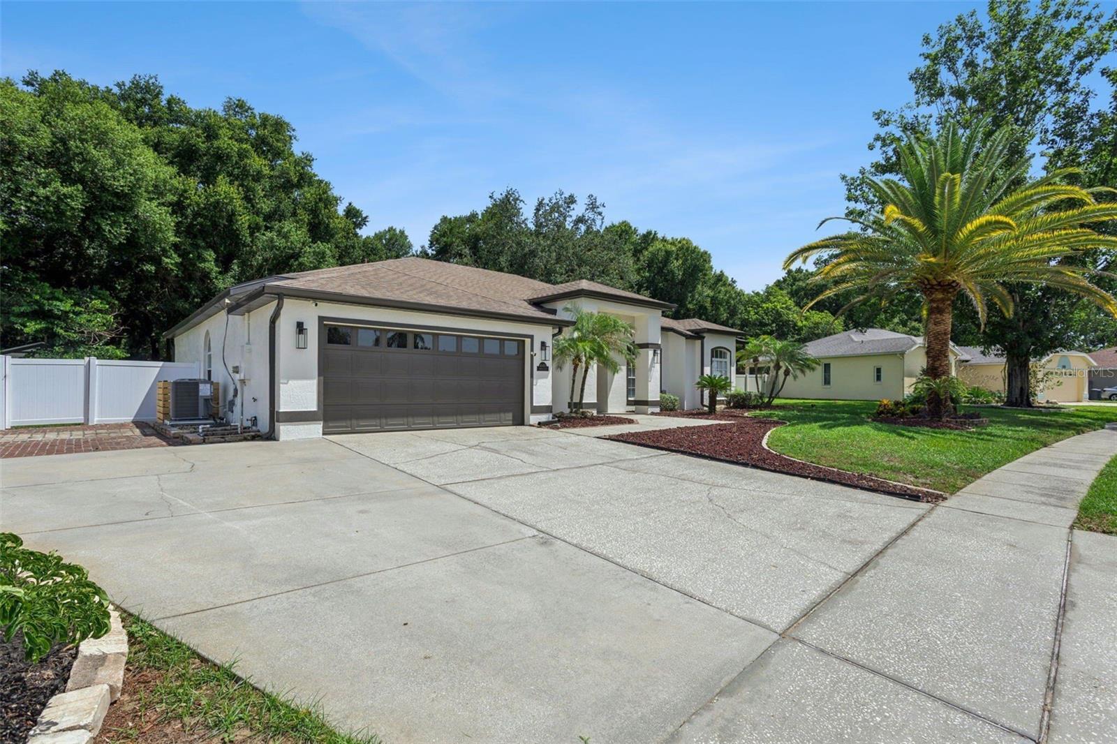 16413 Arrowhead Trl, Clermont, FL 34711 photo