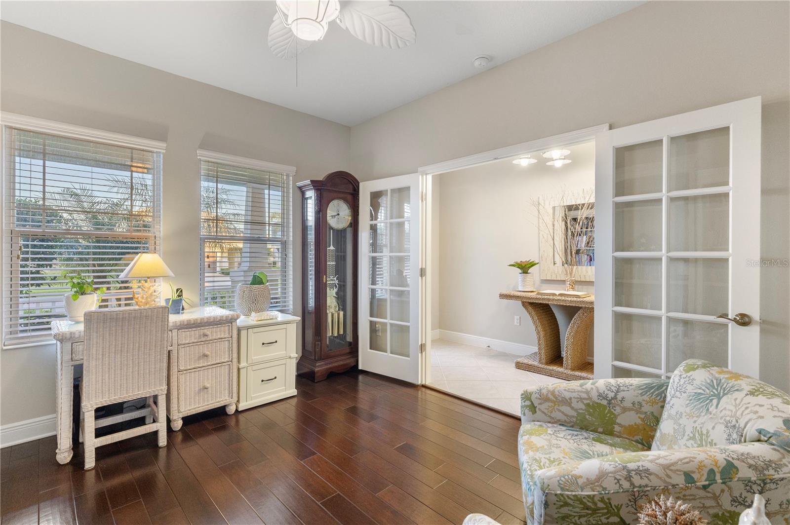 Single Family Residence in SARASOTA FL 6936 WHITE WILLOW COURT 5.jpg