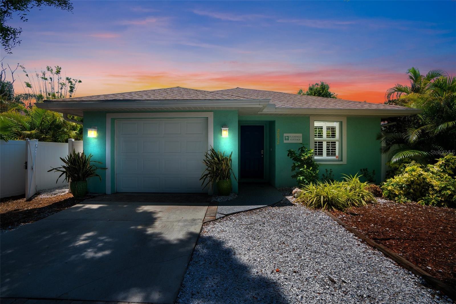 2051 Roselawn St, Sarasota, FL 34231 photo