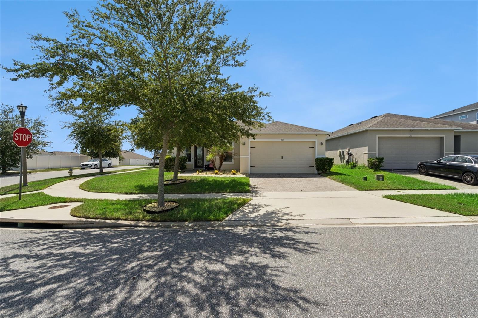 253 Sparrow Hawk Dr, Groveland, FL 34736 photo