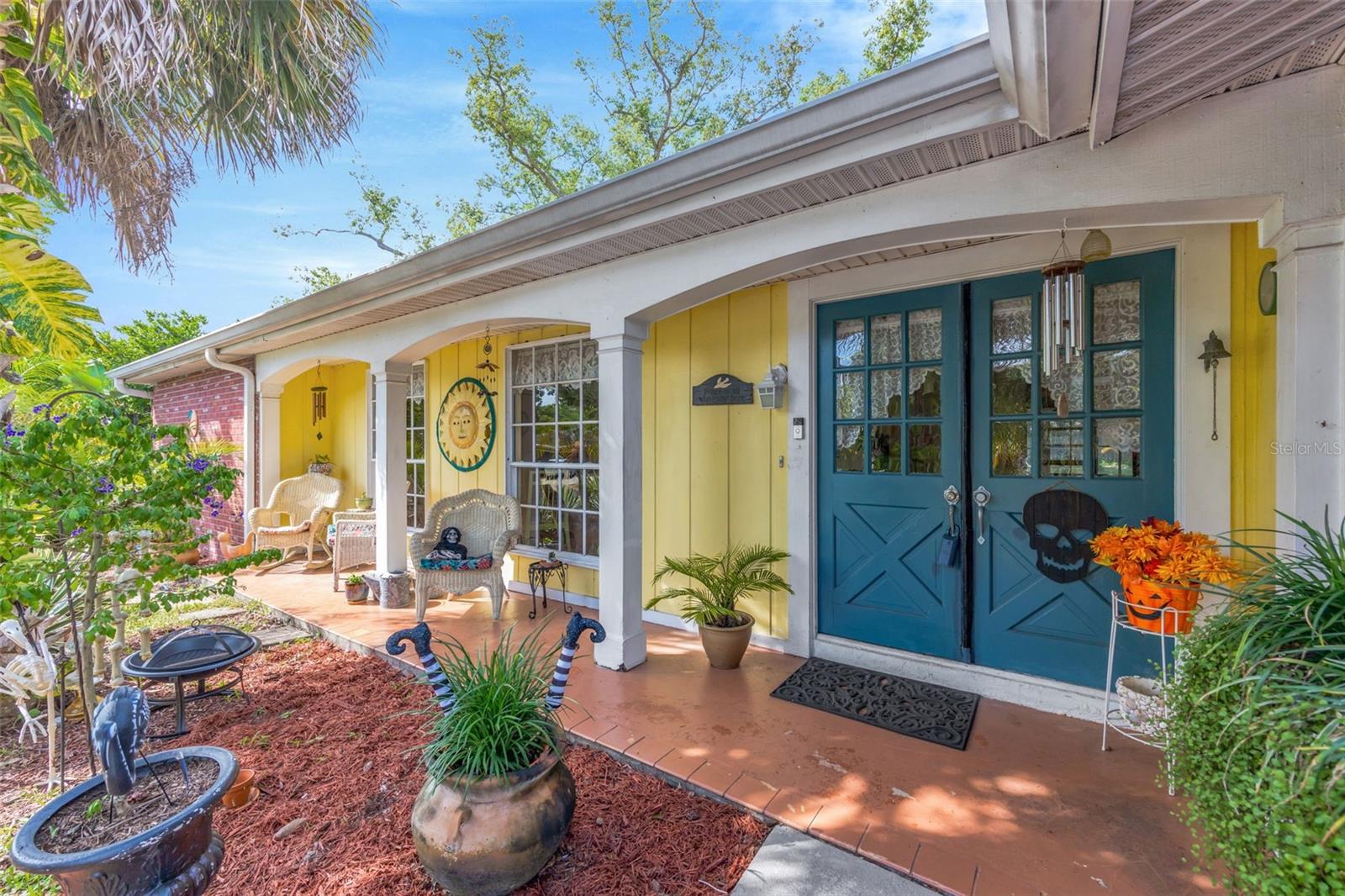 1202 Royal Oak Dr, Dunedin, FL 34698