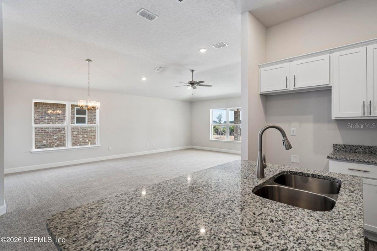 16 Beaverdam Ln, Palm Coast, FL 32137 photo