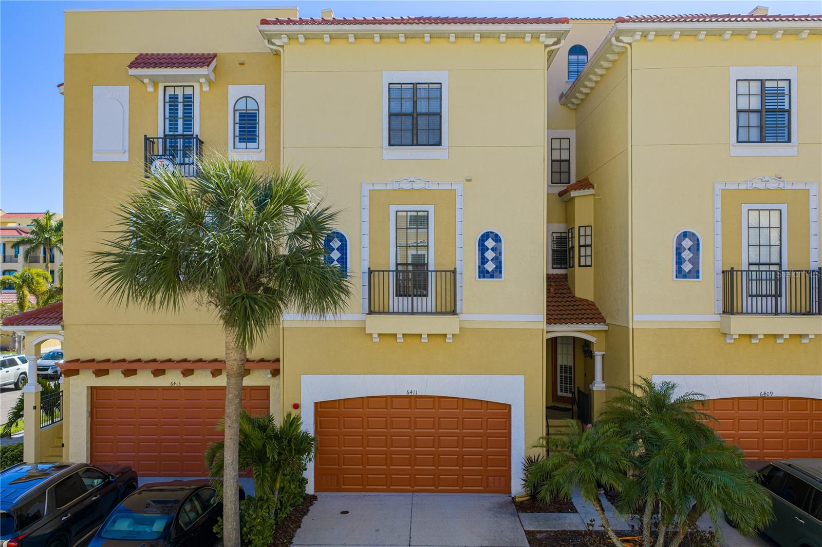 6411 Mayra Shores Ln, Apollo Beach, FL 33572