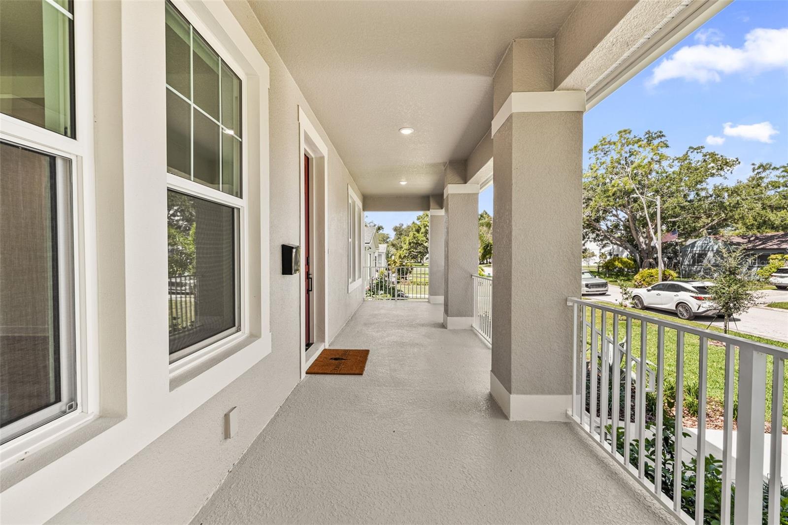 324 37 Ave, Saint Petersburg, FL 33704 photo