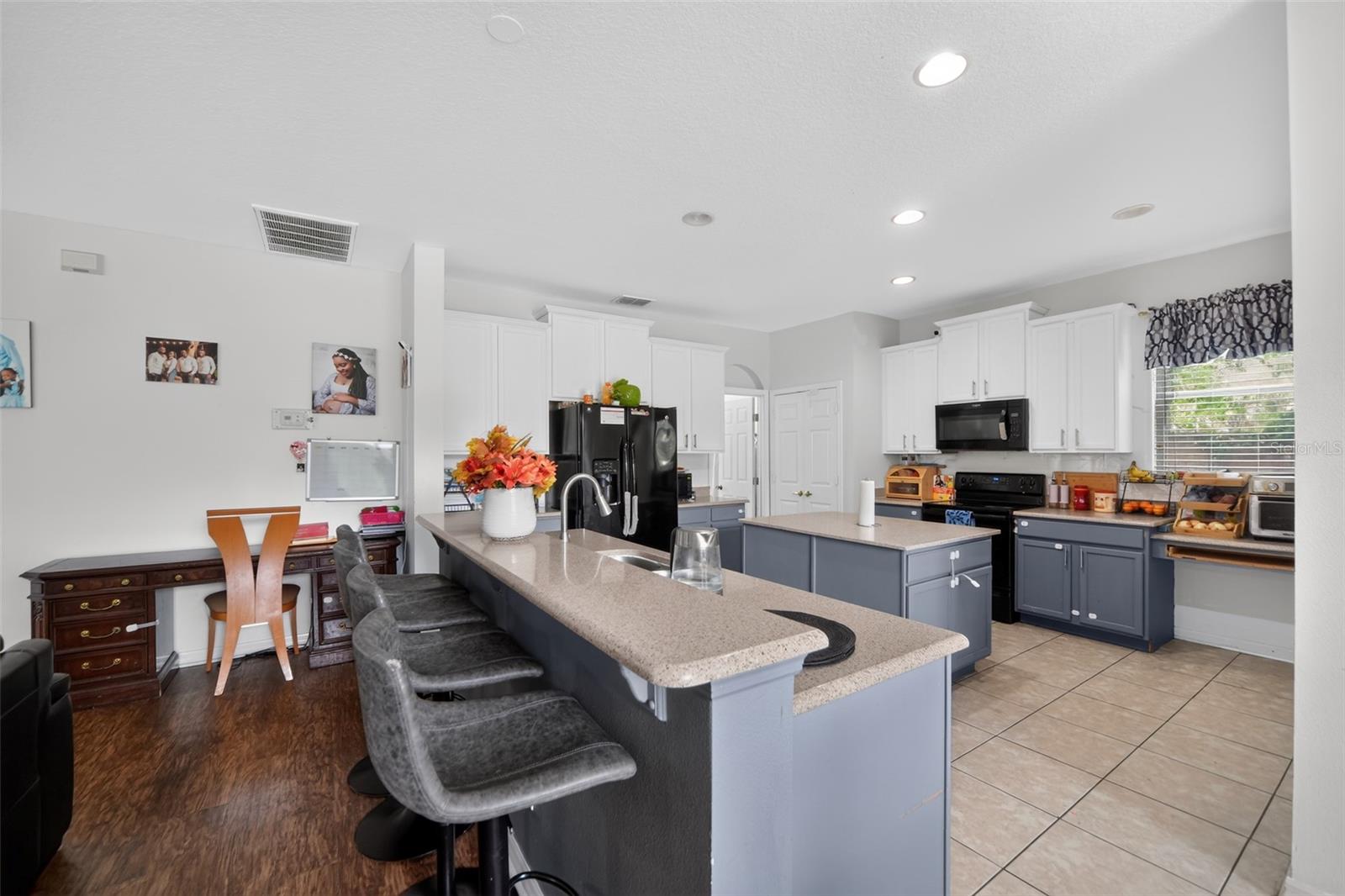 2100 Laurel Blossom Cir, Ocoee, FL 34761 photo