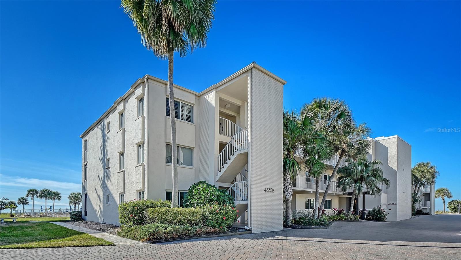 4835 Gulf Of Mexico Dr #106, Longboat Key, FL 34228 photo