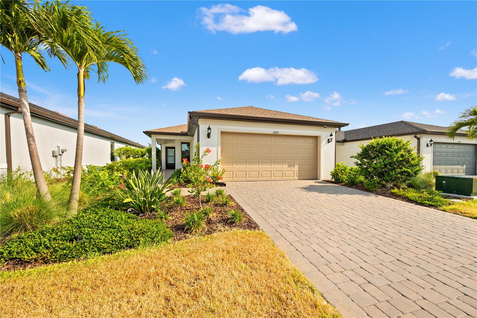 6600 Silverstar Dr, Sarasota, FL 34240