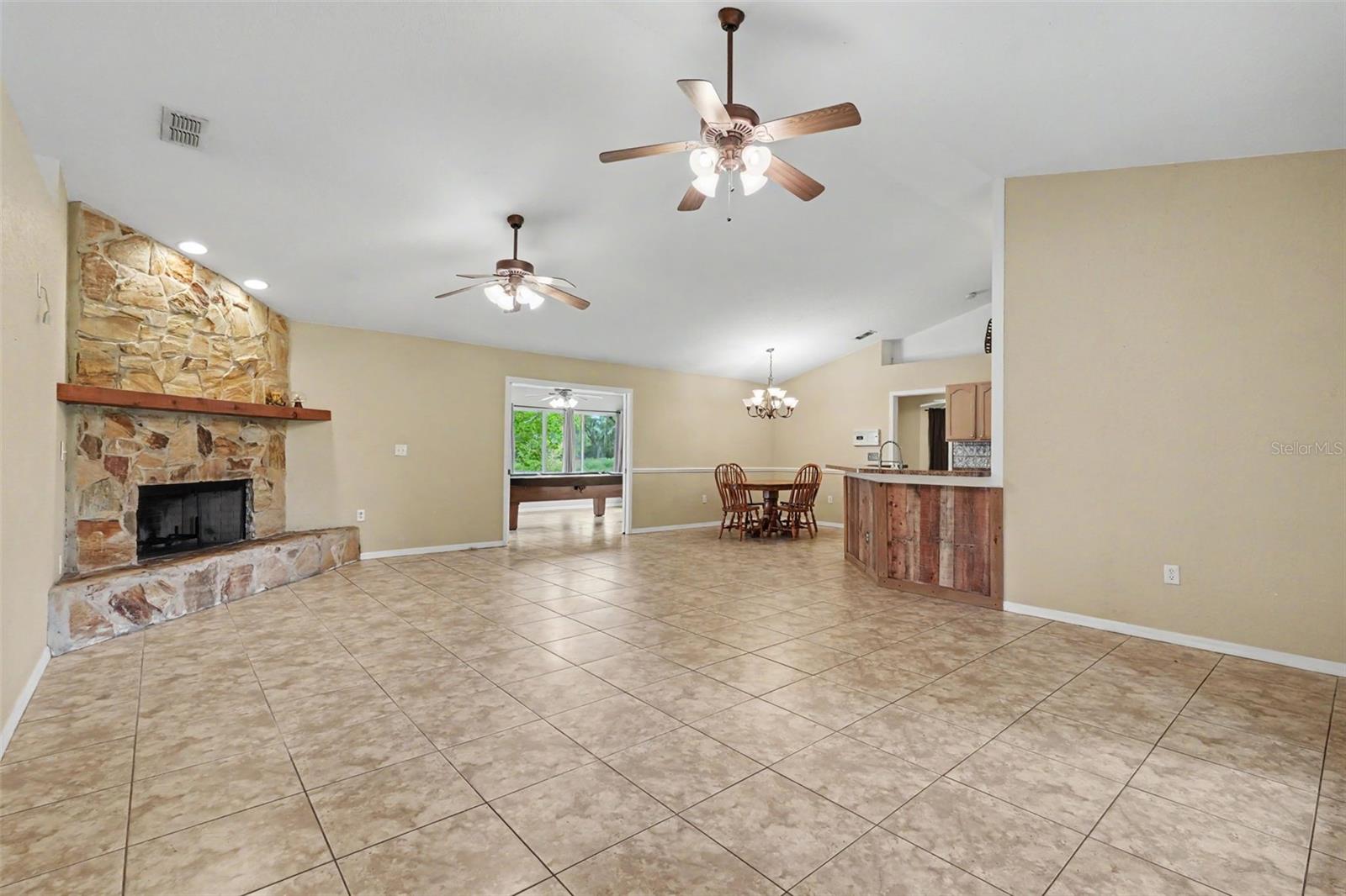 4618 Reola Rd, Dover, FL 33527 photo