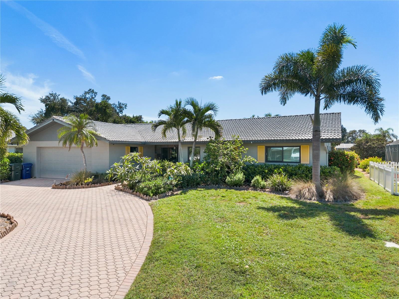3377 Spring Mill Cir, Sarasota, FL 34239 photo