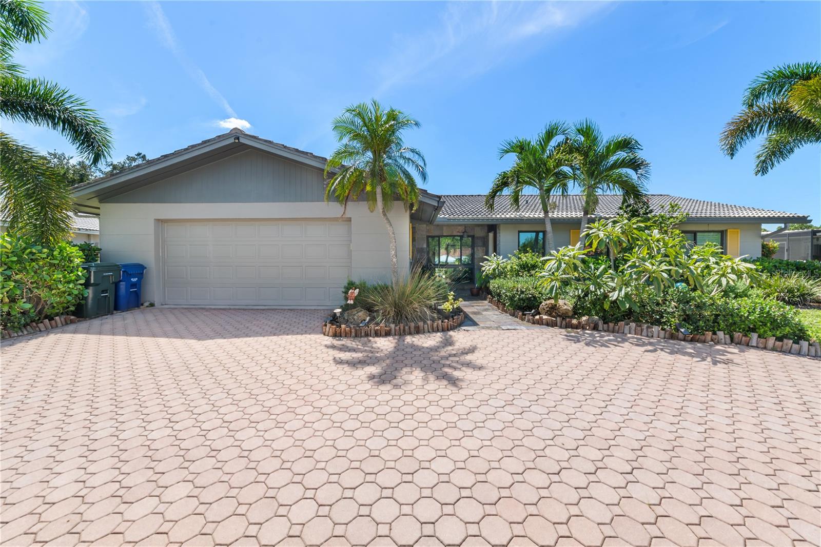 3377 Spring Mill Cir, Sarasota, FL 34239 photo