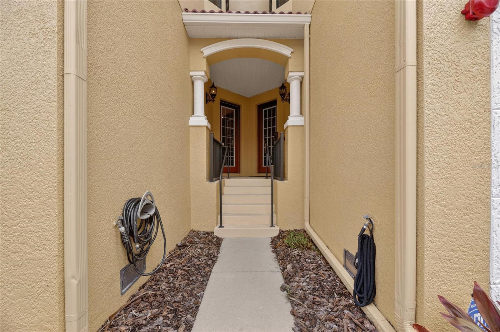 6408 Mayra Shores Ln, Apollo Beach, FL 33572 photo