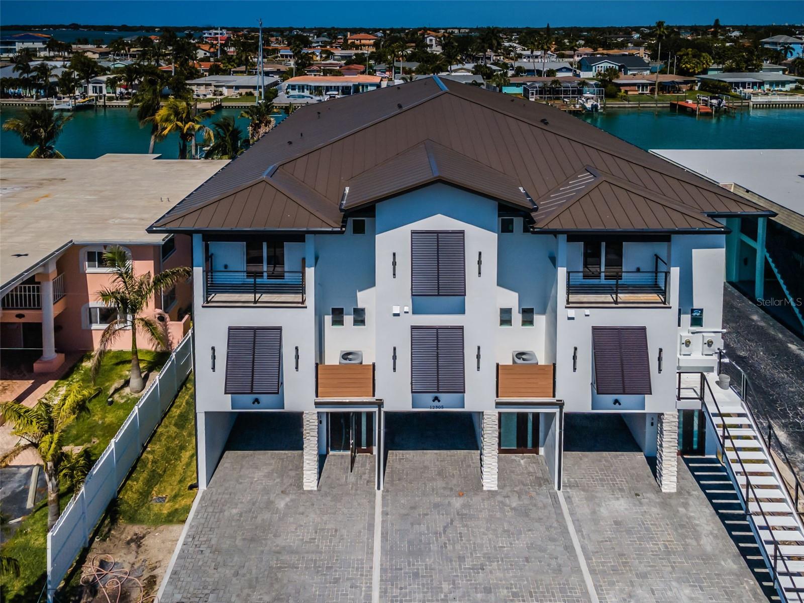 12305 3 St, Treasure Island, FL 33706