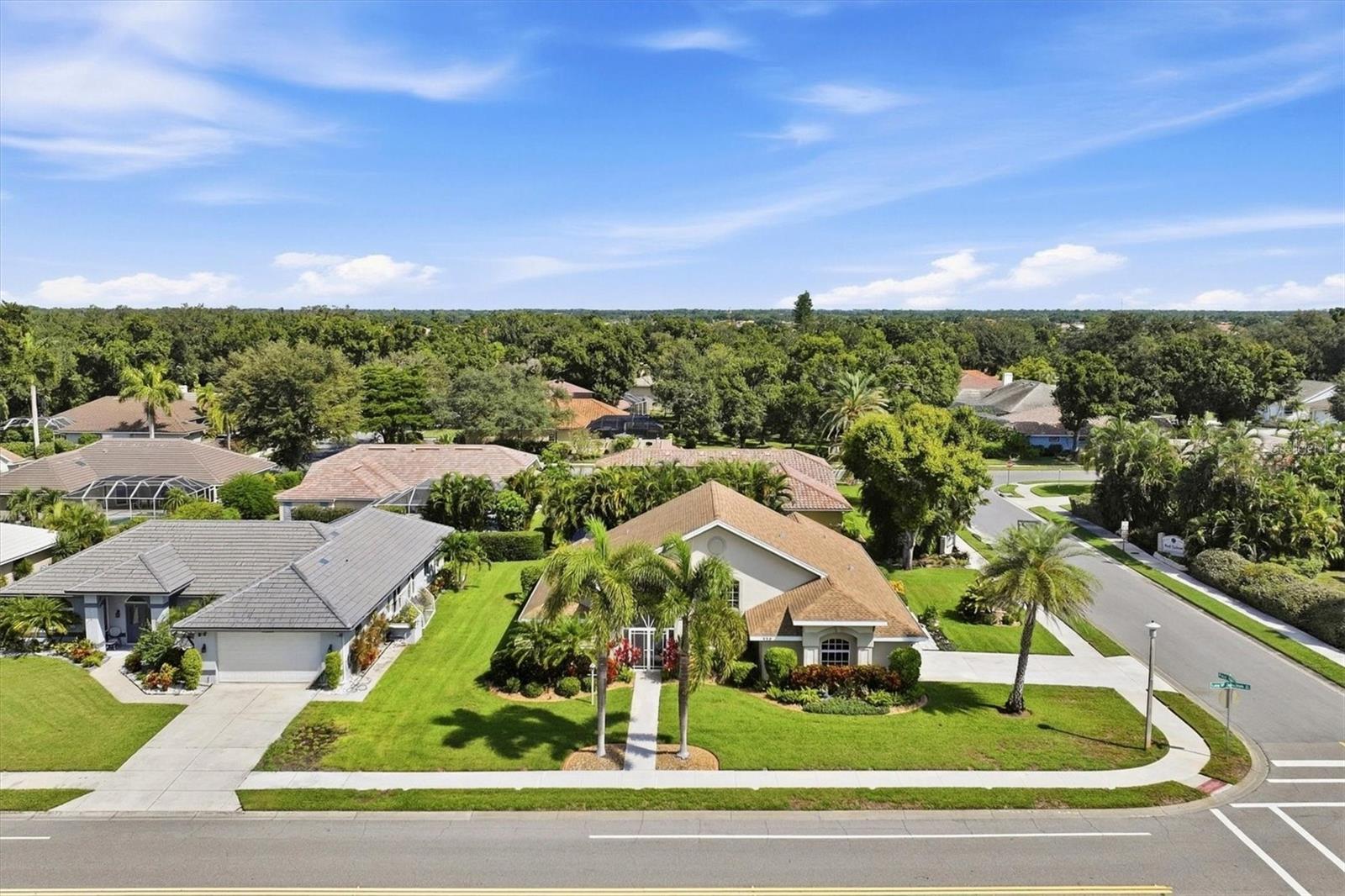 450 Lake Of The Woods Dr, Venice, FL 34293 photo