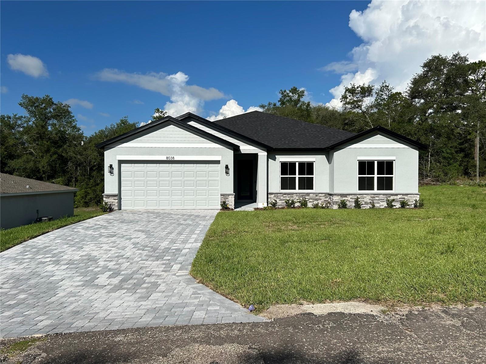 8038 Voyager Dr, Dunnellon, FL 34433