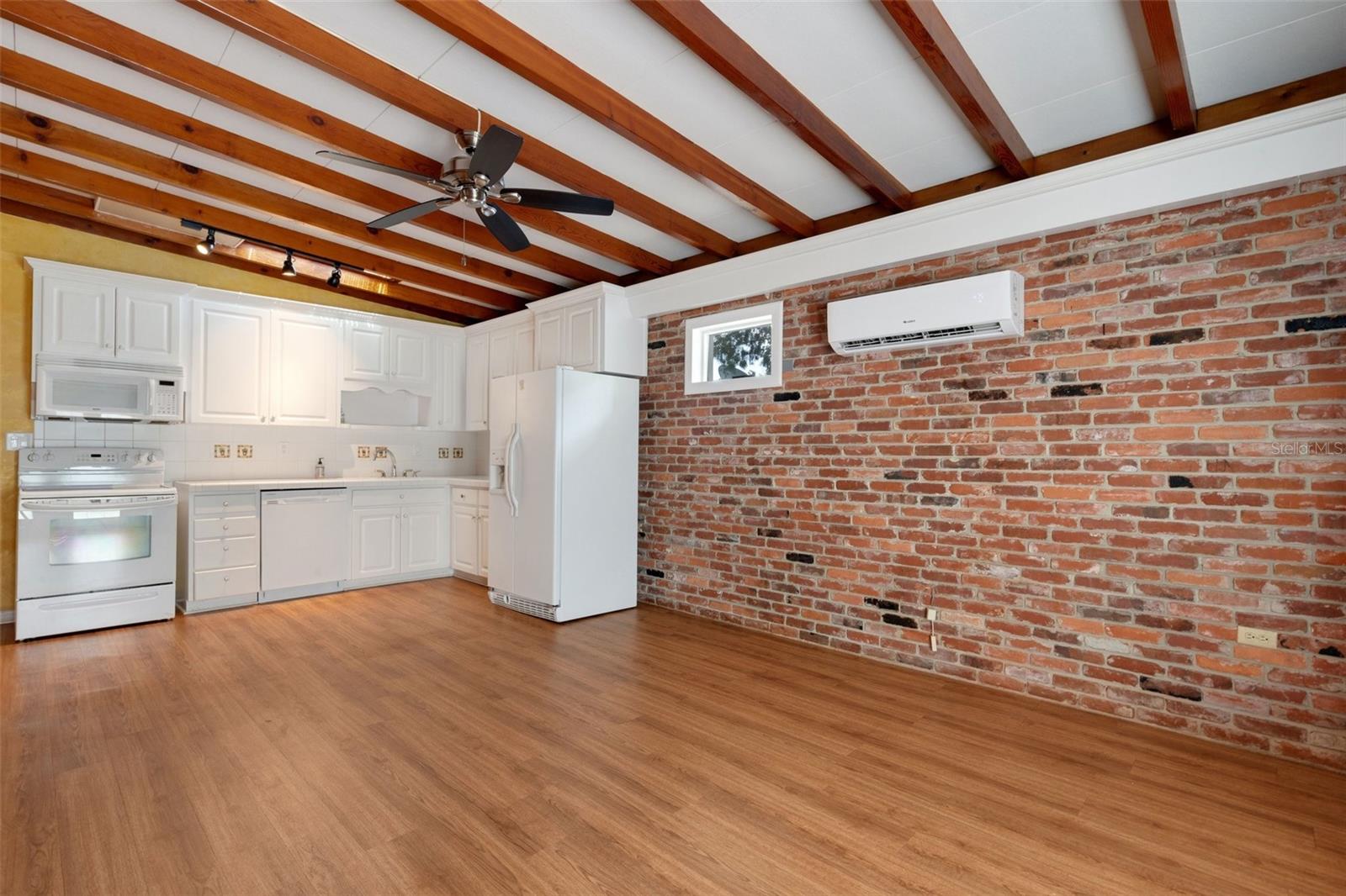 Single Family Residence in LAKELAND FL 941 AVON AVENUE 11.jpg