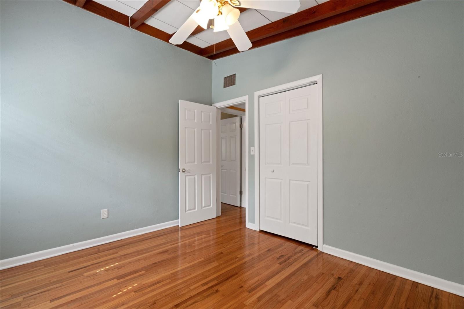 Single Family Residence in LAKELAND FL 941 AVON AVENUE 17.jpg