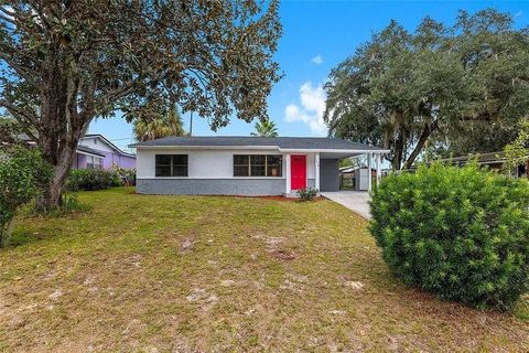 Single Family Residence in GAINESVILLE FL 1510 SE 14 AVENUE.jpg