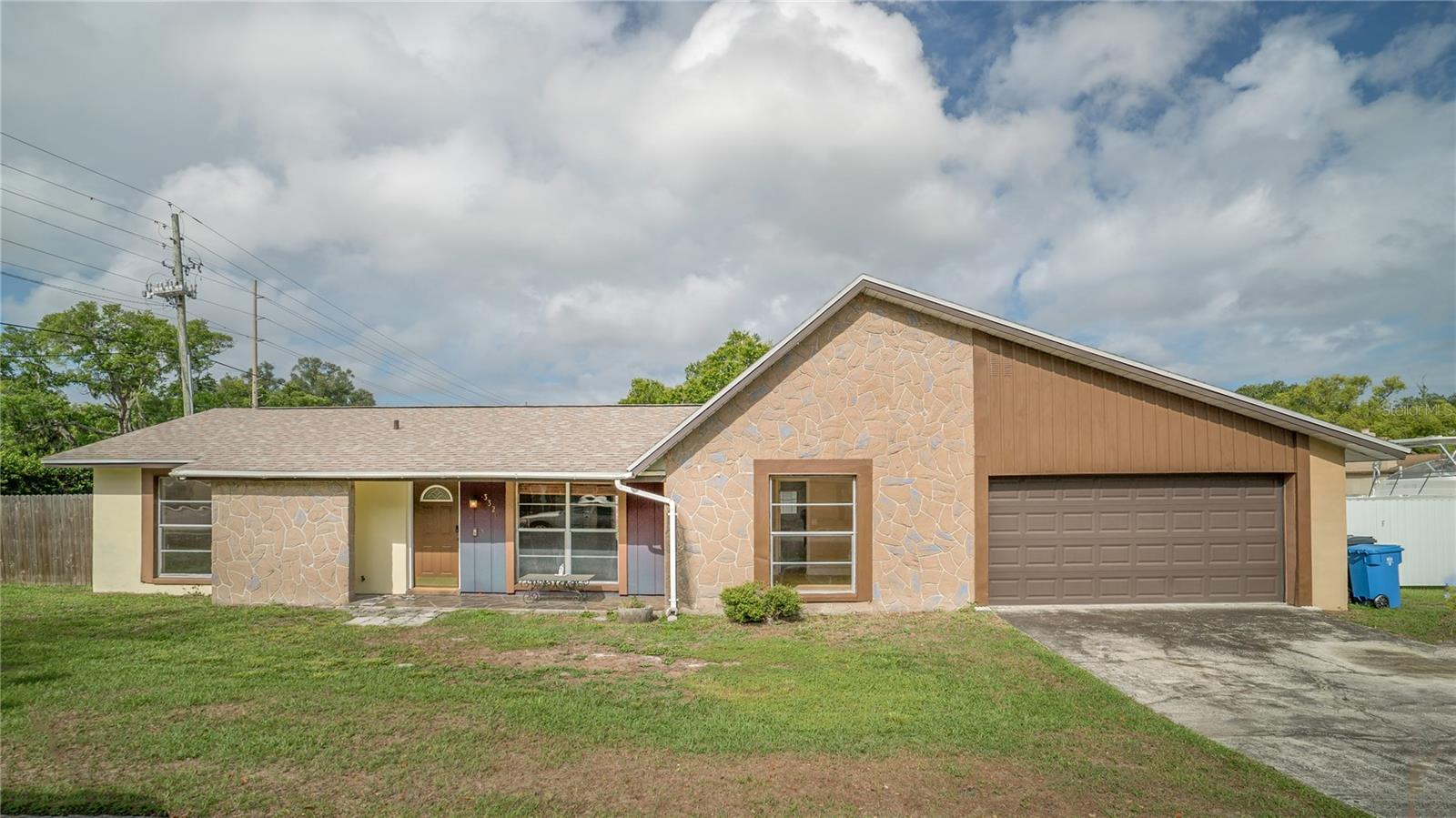 3320 Las Brisas Dr, Riverview, FL 33578