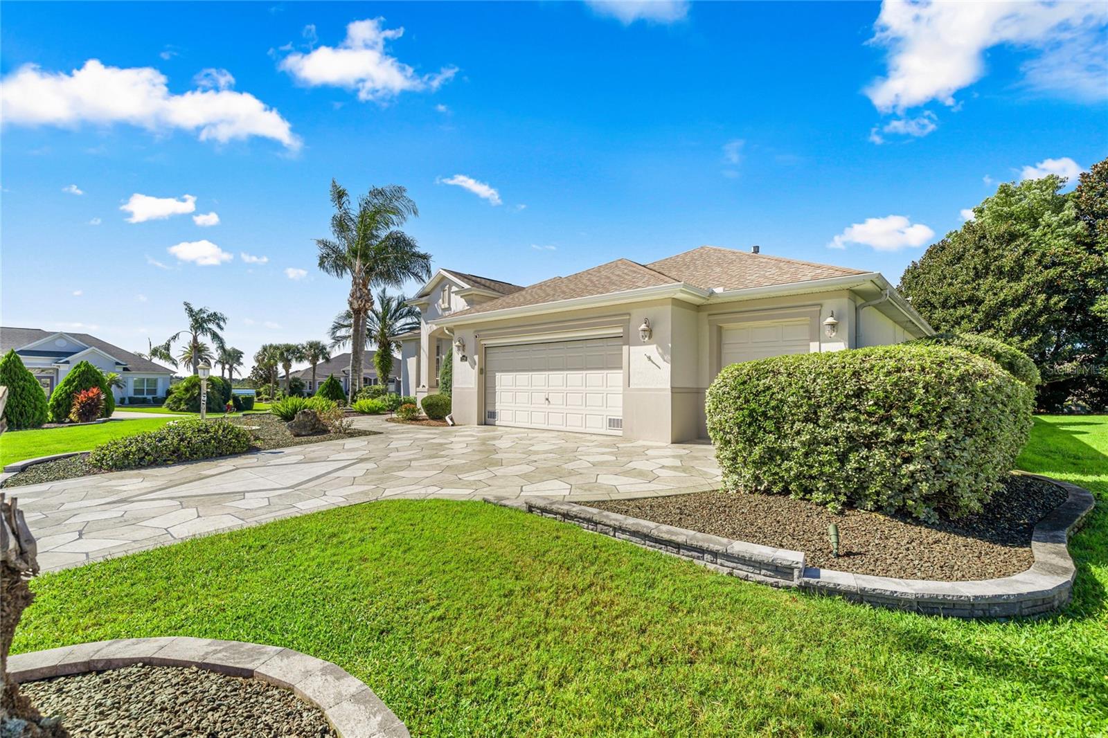 1126 Miona Shores Dr, The Villages, FL 32162 photo