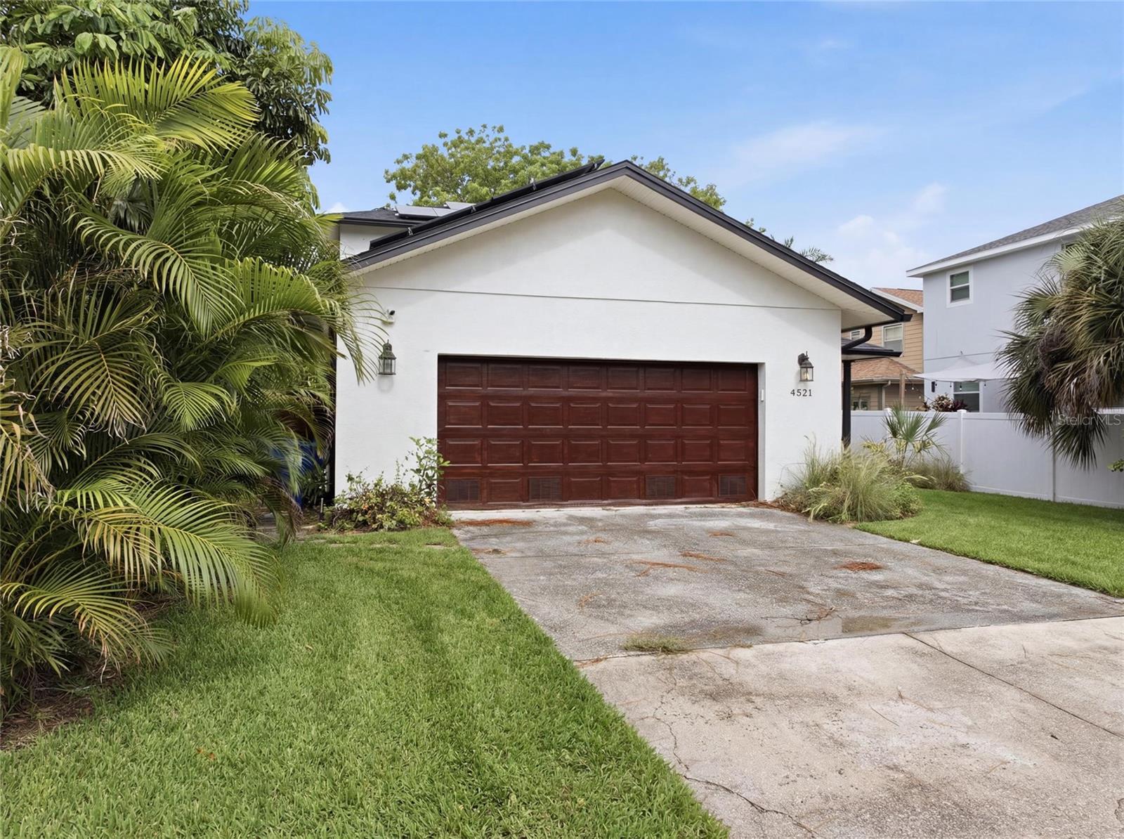 4521 Juanita Way, Saint Petersburg, FL 33705 photo
