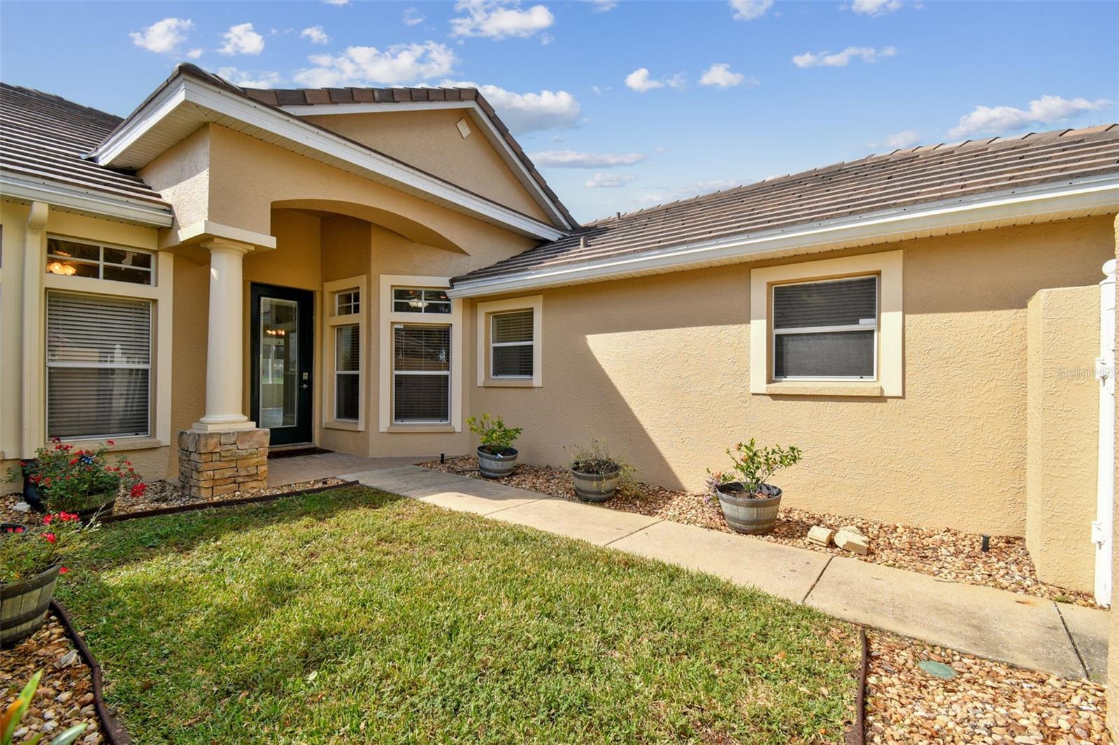 Townhouse in DADE CITY FL 13141 PALMILLA CIRCLE 11.jpg