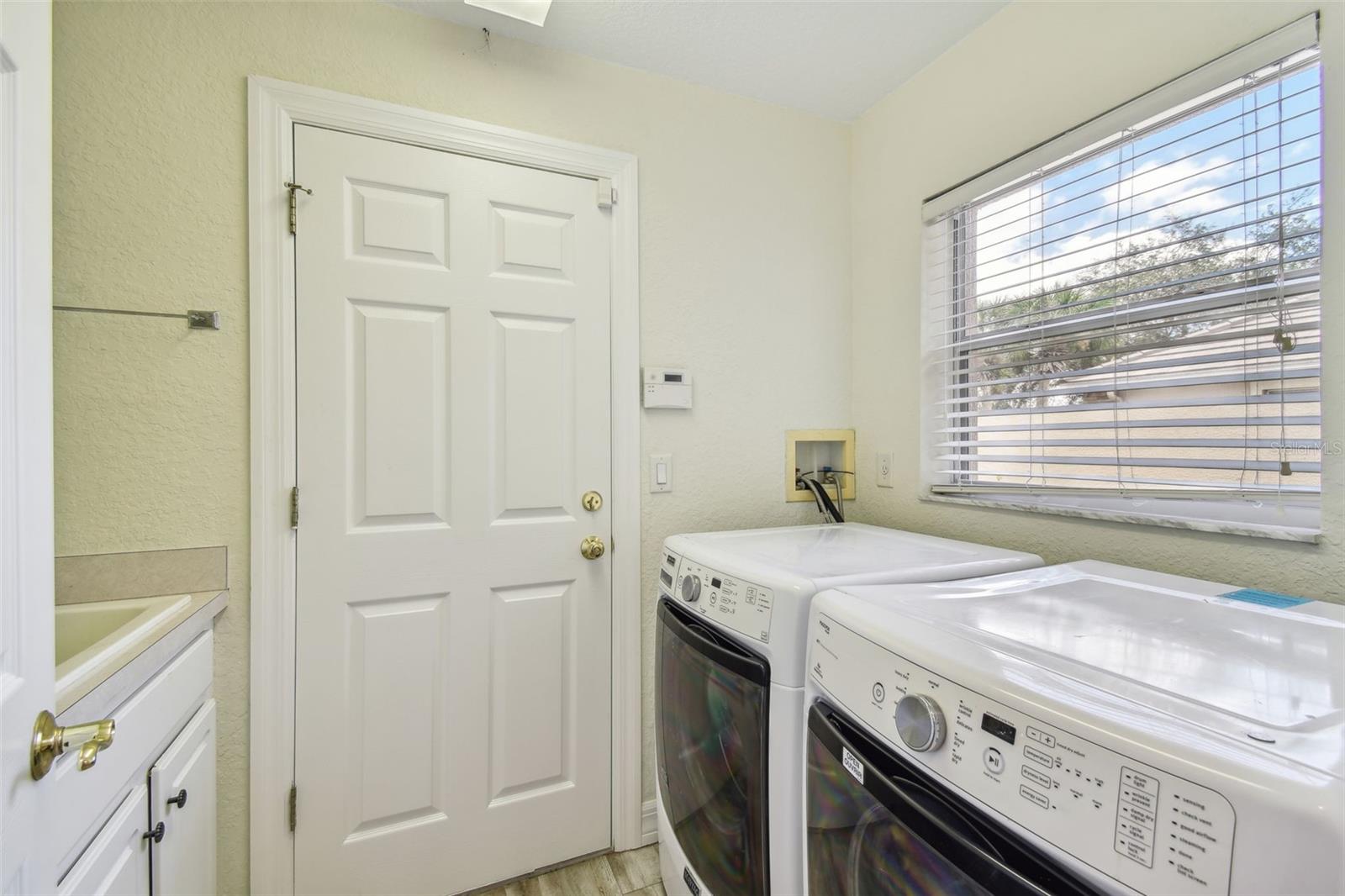 Townhouse in DADE CITY FL 13141 PALMILLA CIRCLE 51.jpg