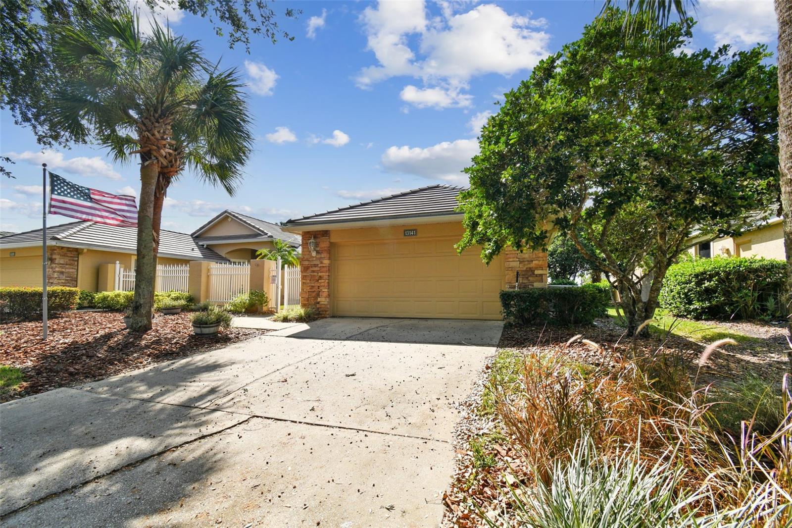 Townhouse in DADE CITY FL 13141 PALMILLA CIRCLE 6.jpg