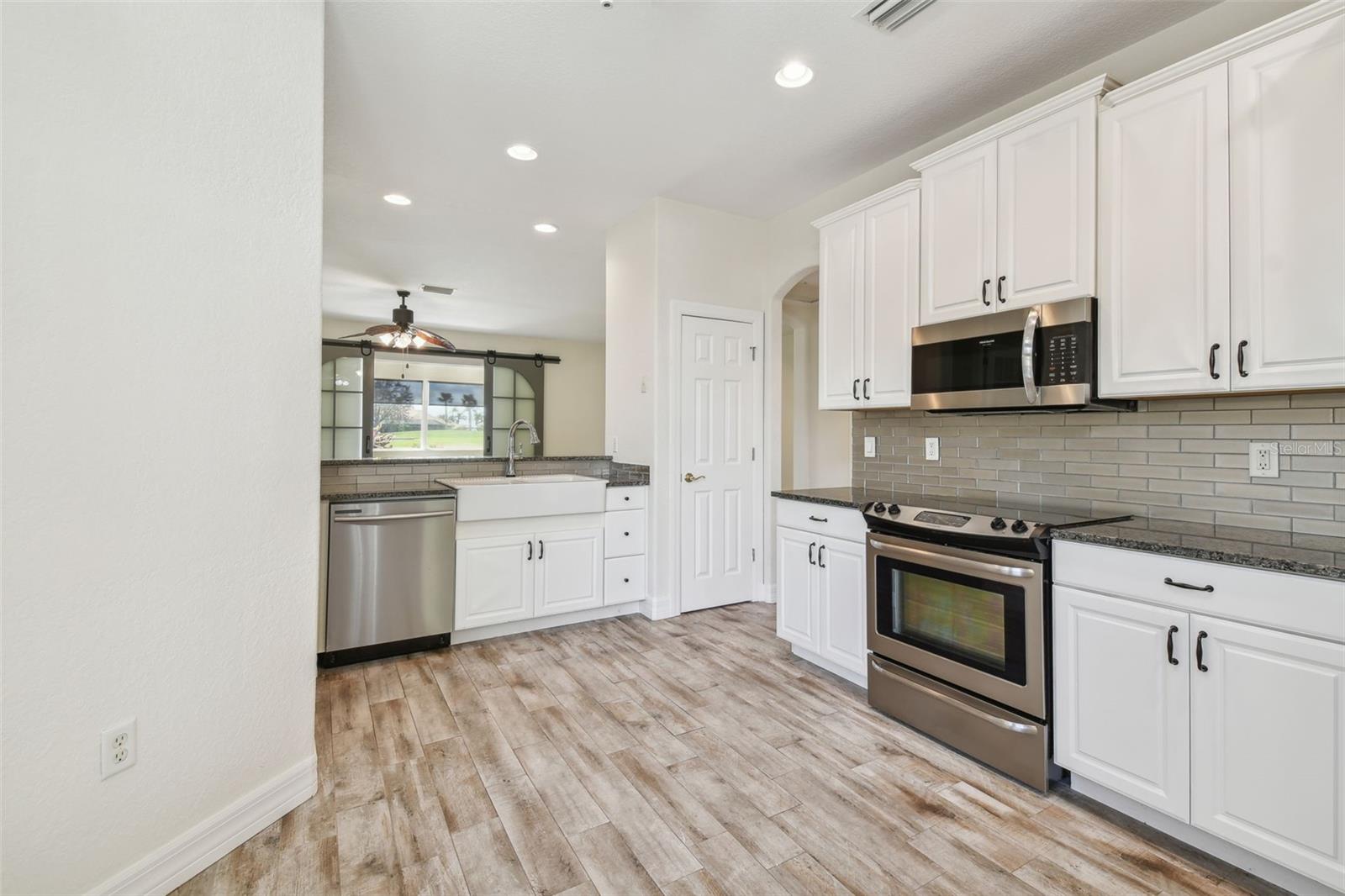 Townhouse in DADE CITY FL 13141 PALMILLA CIRCLE 15.jpg