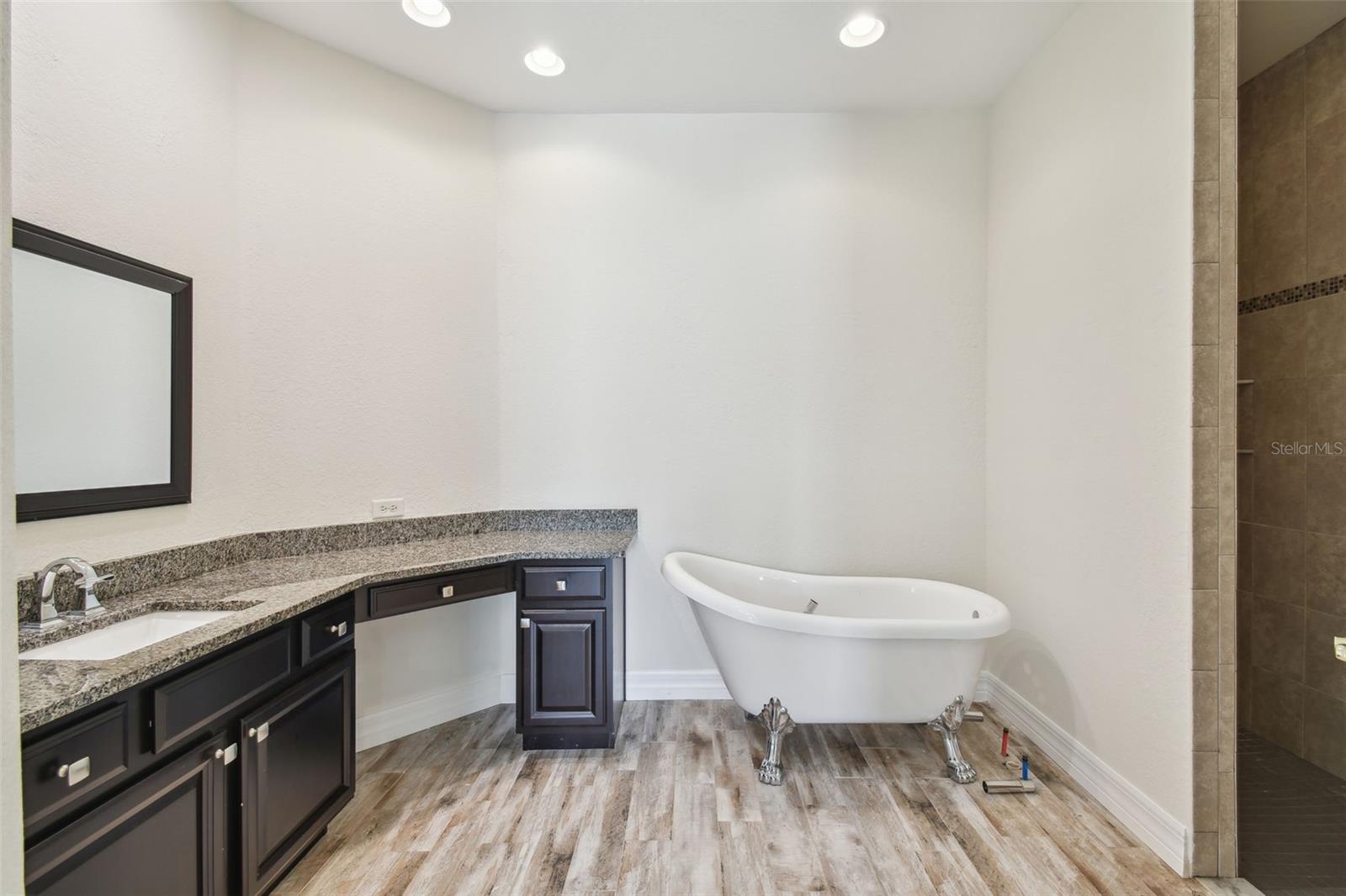 Townhouse in DADE CITY FL 13141 PALMILLA CIRCLE 29.jpg