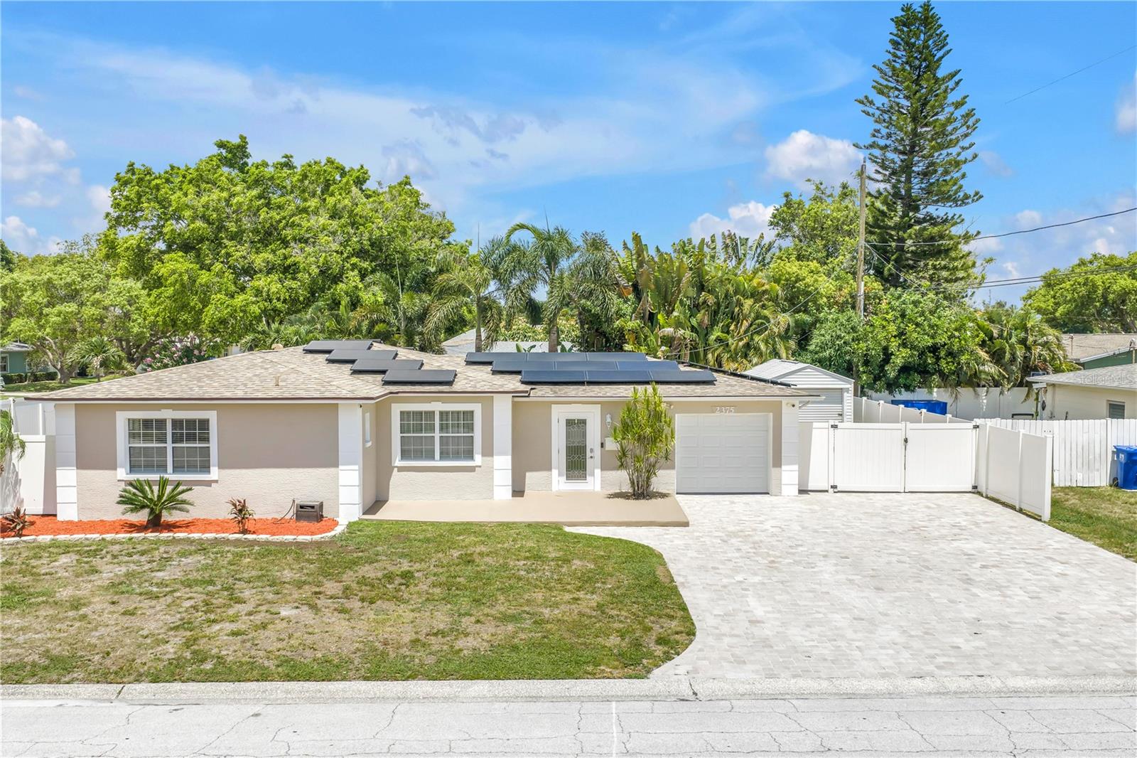 2375 37 St, Saint Petersburg, FL 33713