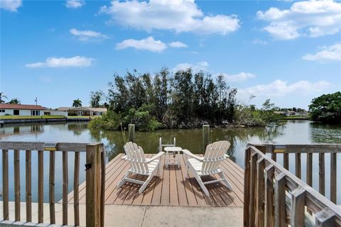 Single Family Residence in TAMPA FL 8702 DRIFTWOOD DRIVE.jpg