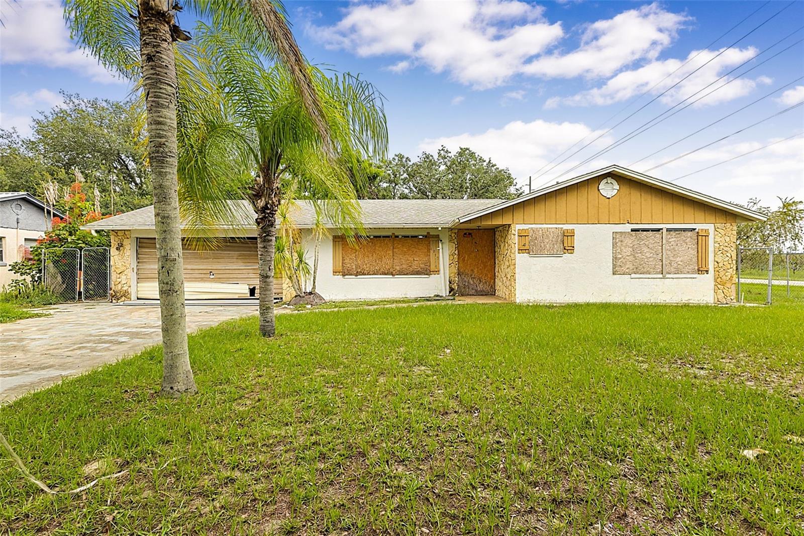 4830 Coco Palm Dr, Sebring, FL 33870