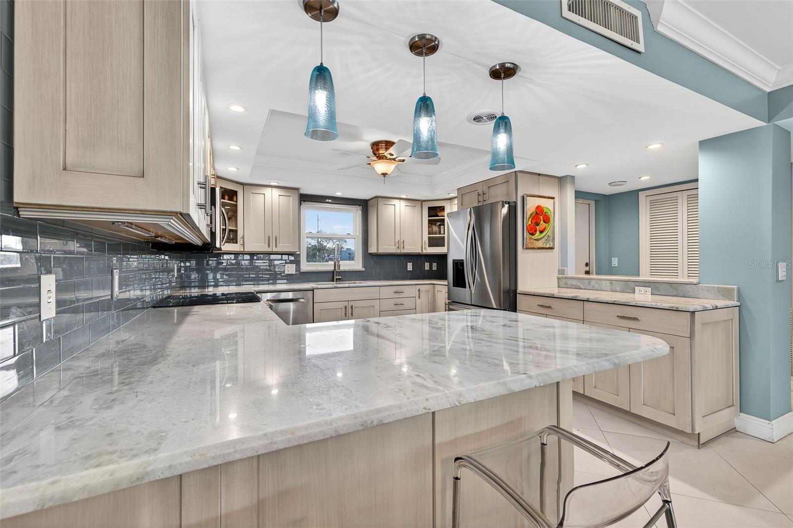 5130 Brittany Dr #201, Saint Petersburg, FL 33715 photo