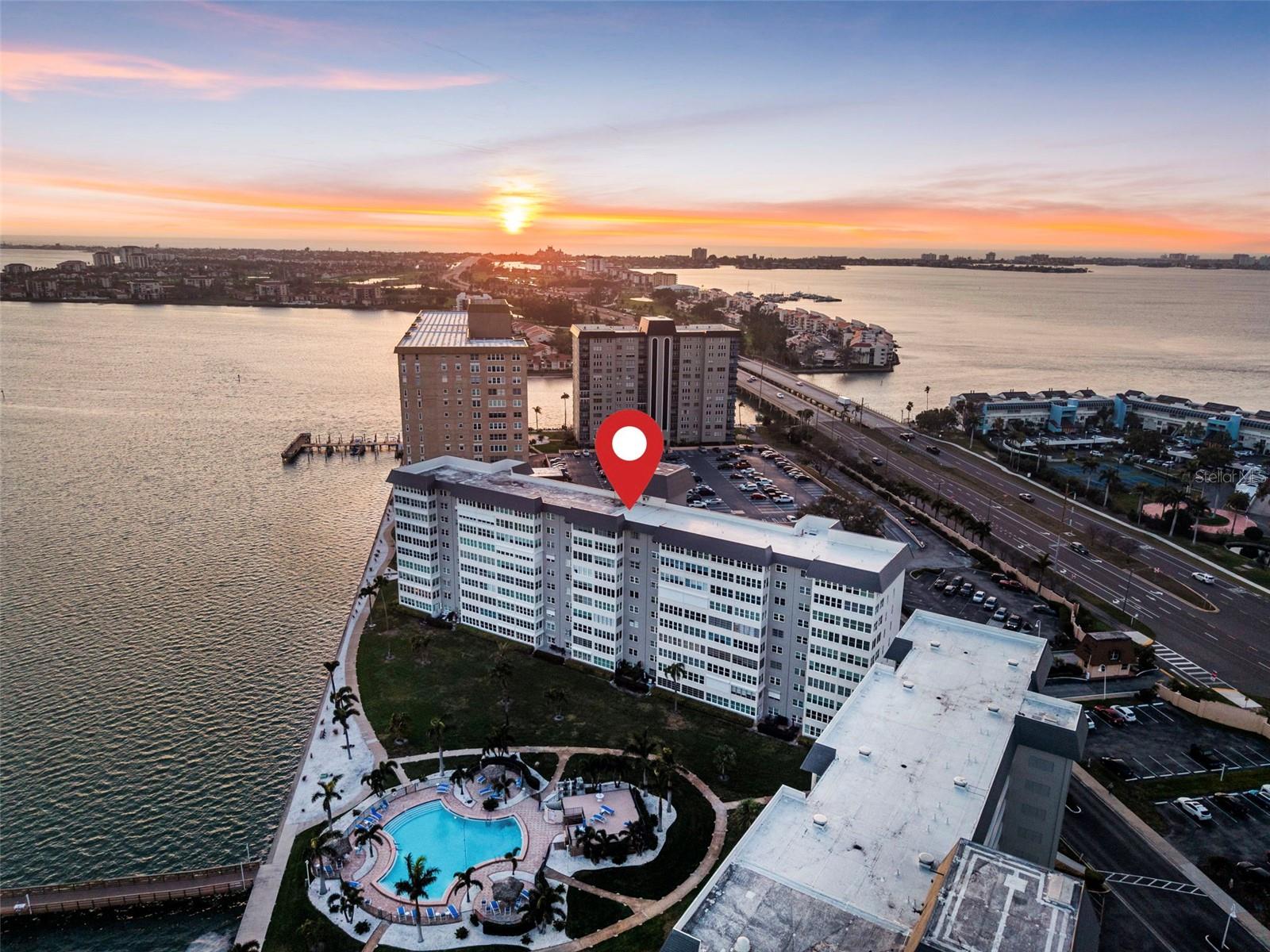 5130 Brittany Dr, Saint Petersburg, FL 33715